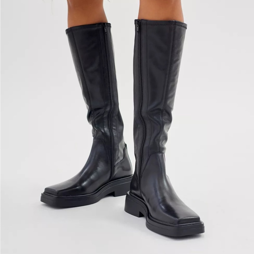 Vagabond Black Heeled Boots with Chunky Sole